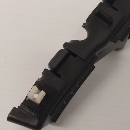 Genuine Front Left Fender Bracket - Kia Sorento 2012-2014 | 865132P500
