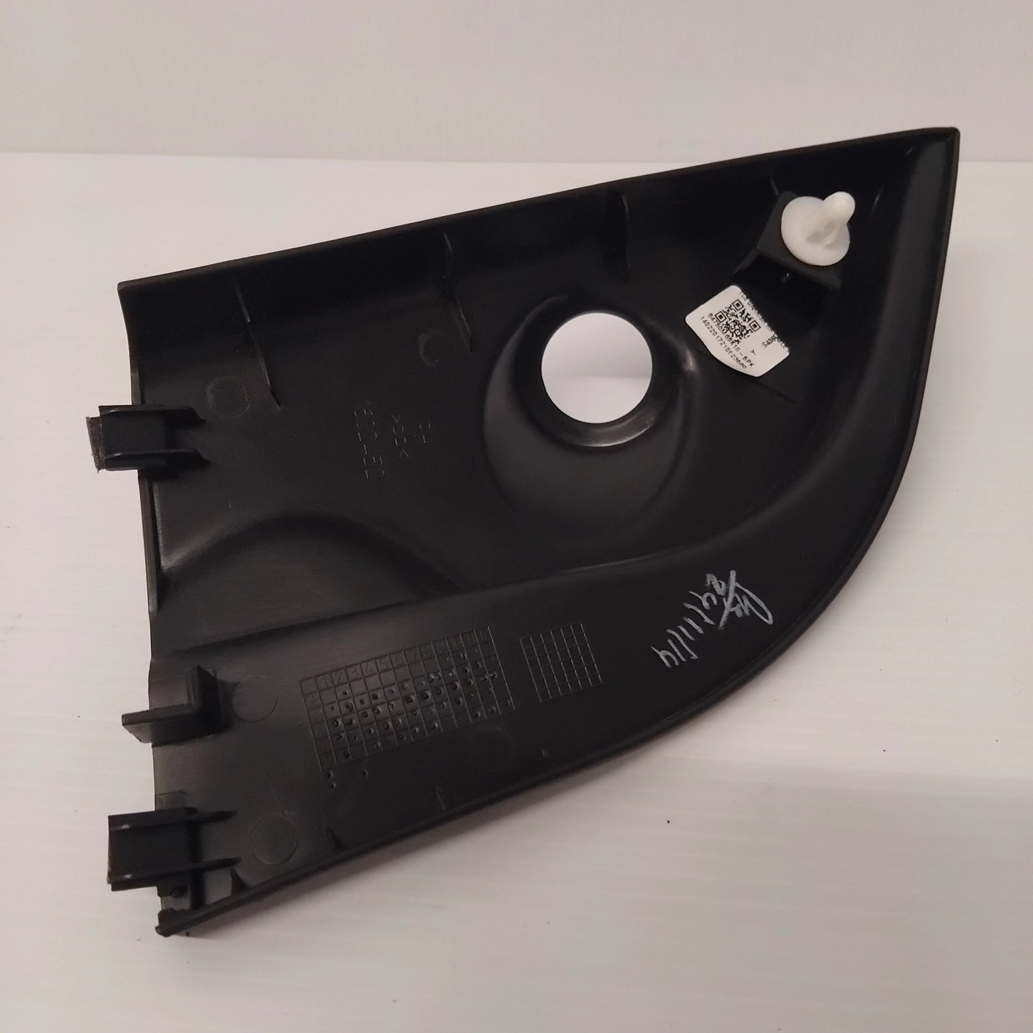 Genuine Suzuki Garnish Sash Brkt Inr | 84750M68K10-5PK