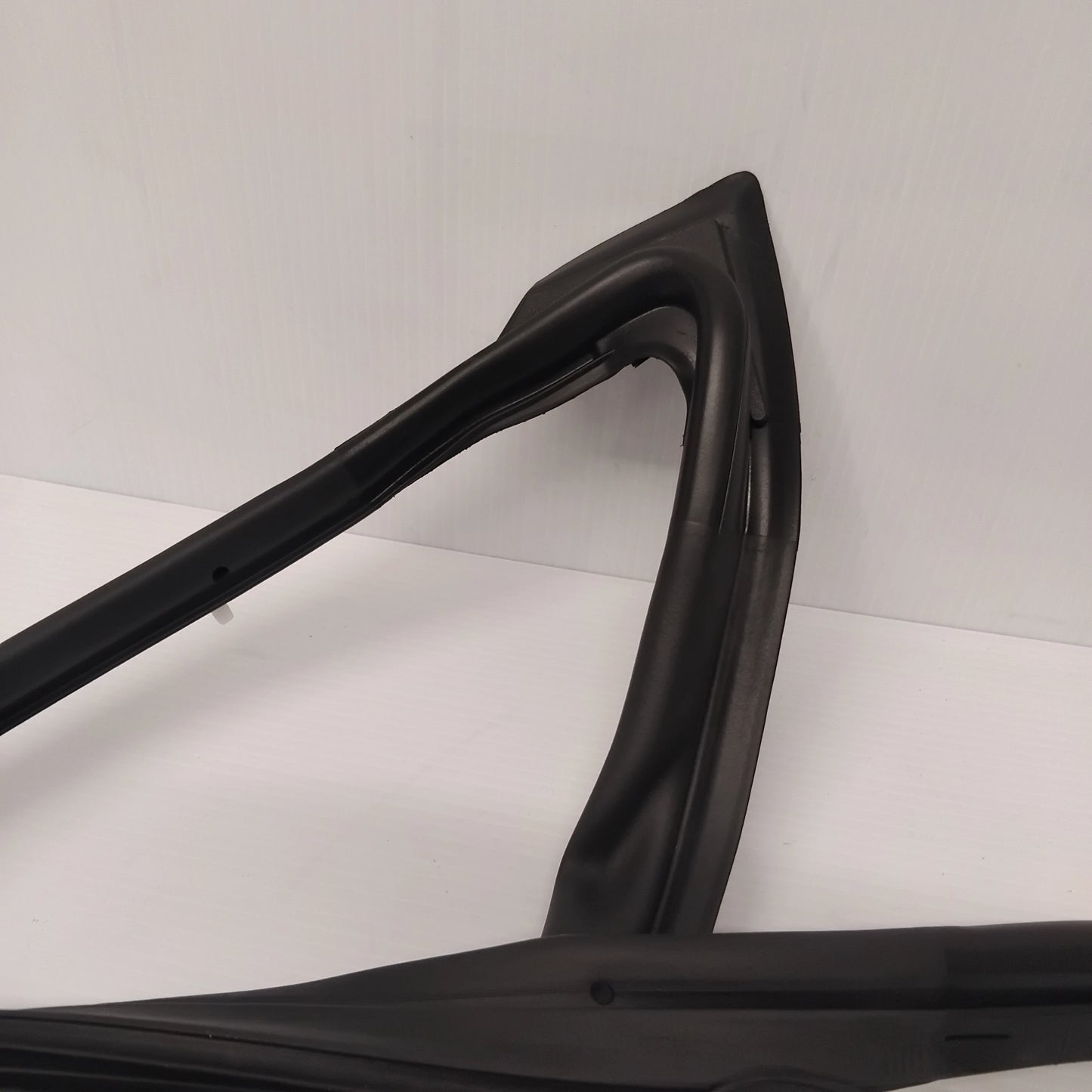 Genuine Front Left Door Weatherstrip - Mazda 2 2007-2010 | D65159760D