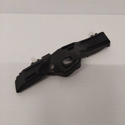 Genuine Front Right Fender Bracket - Kia Sorento 2012-2014 | 865142P500