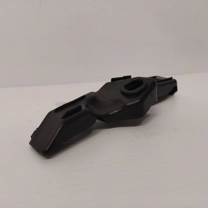 Genuine Front Right Fender Bracket - Kia Sorento 2012-2014 | 865142P500