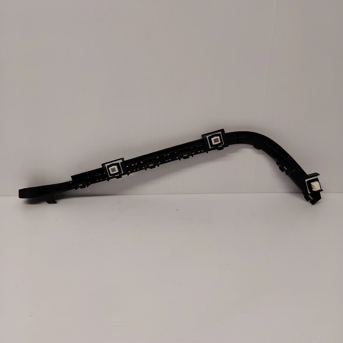 Genuine Honda Spacer, L. Rr. Bumper Sid | 71598S9A000