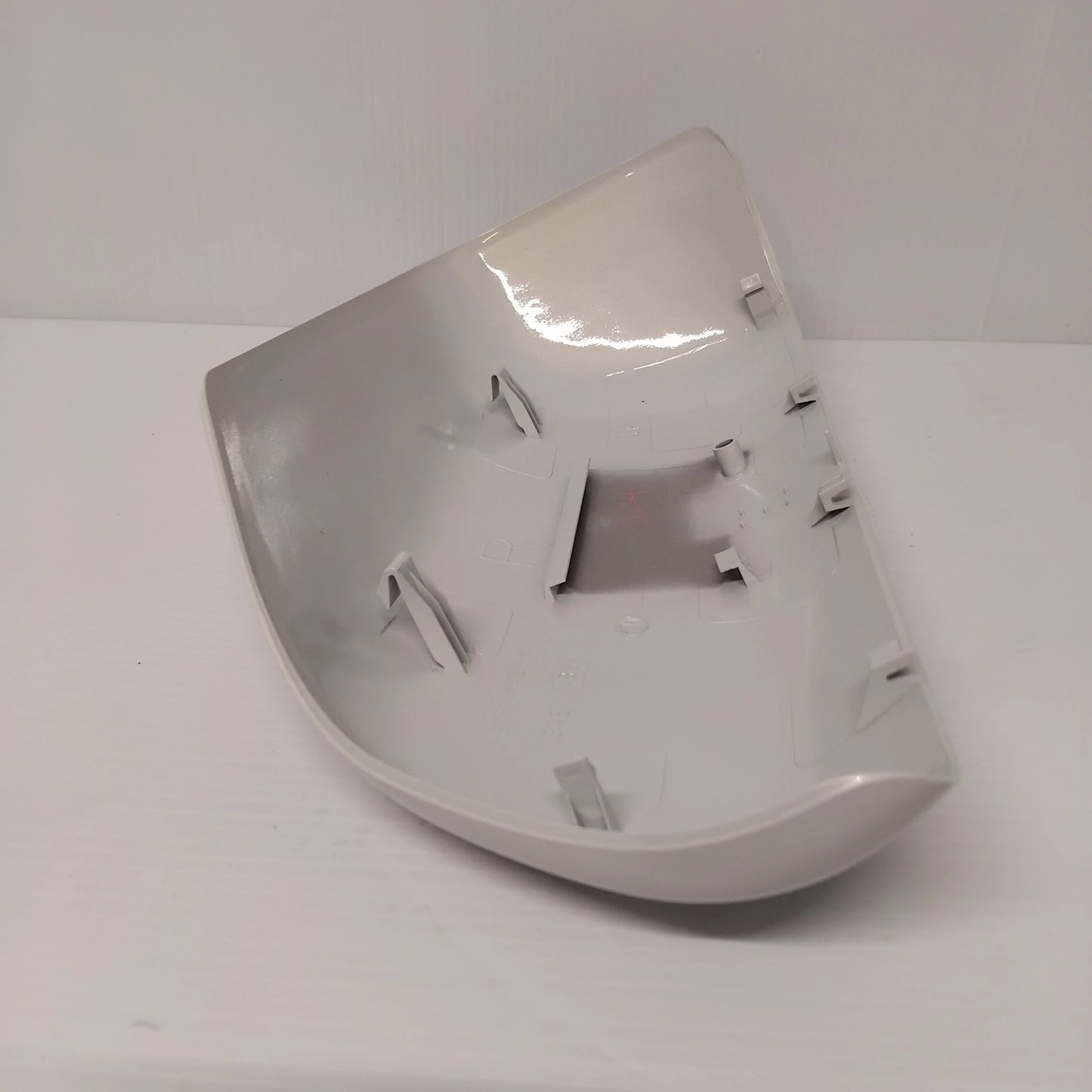 Genuine Suzuki Cover Mirror Visor Rh | 84718-65J00-ZA5