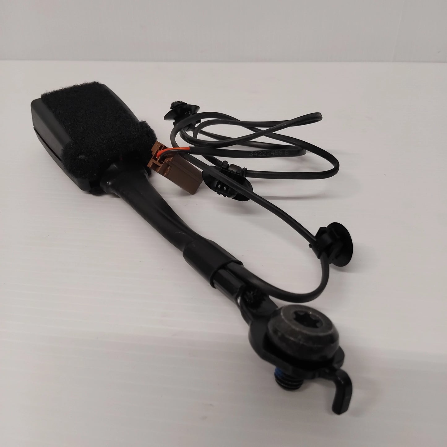 Genuine Front Left Seat Belt Buckle - Ford Fiesta 2017-2023 | 2164114