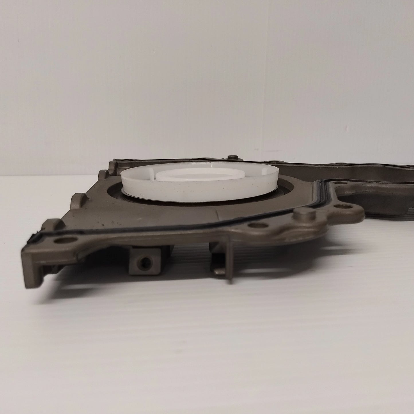 Genuine Crankshaft Oil Seal Cover - Ford Ranger 2022- 3.0 Diesel | 2182700