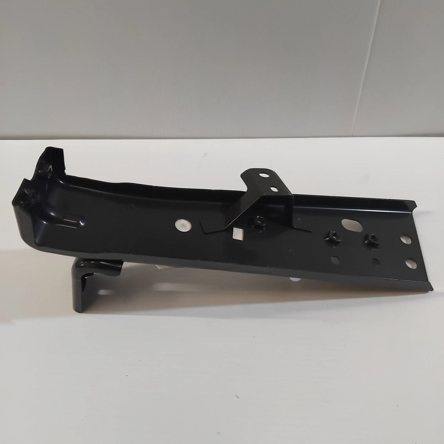 Genuine Front Right Fender Stay - Mazda 6 2012-2016 | GHY95210YD