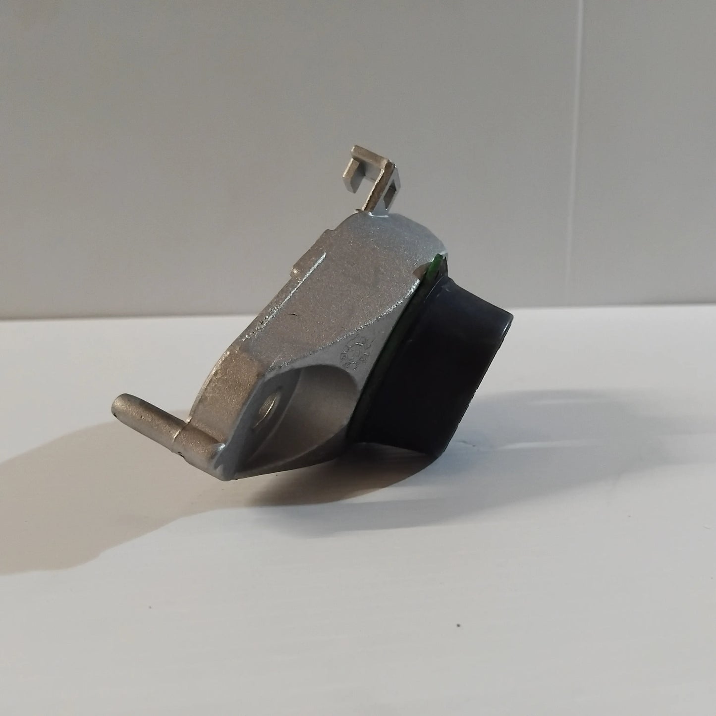 Genuine Exhaust Pipe Mounting Bracket - Ford Ranger 2022- | 2561644