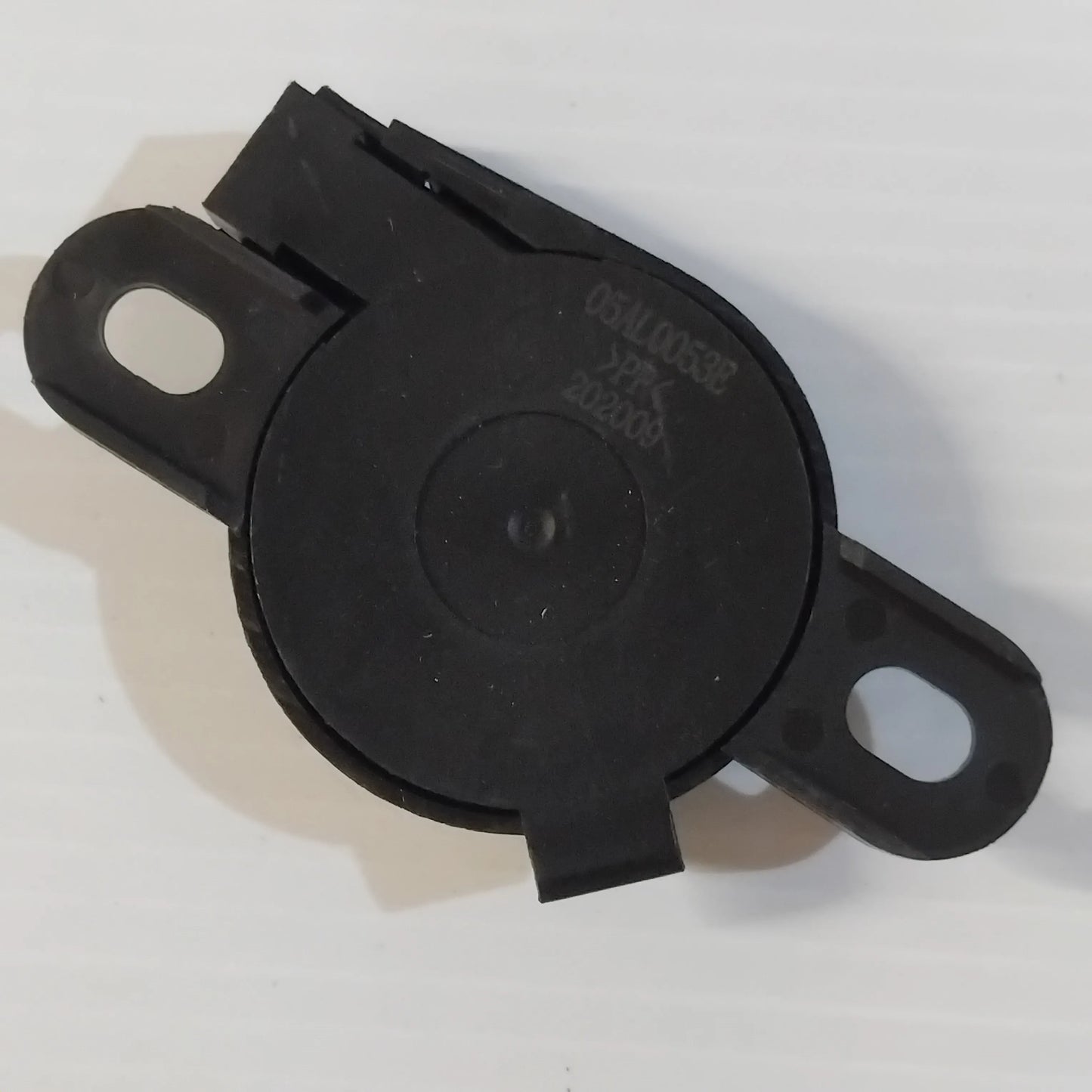Carens Front Parking Sensor Kit 2013 Onwards | A2600ADU10