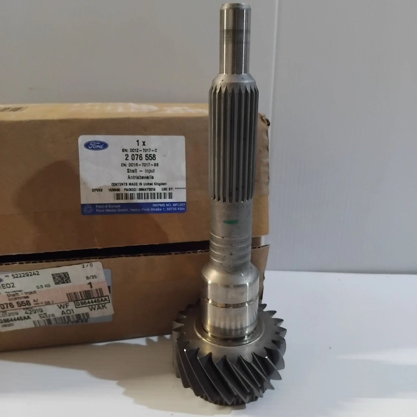 Genuine Input Shaft - Ford Transit 2016- 6-Speed Manual 2.2 | 2076558