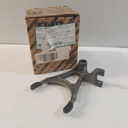Genuine Clutch Fork - 3rd and 4th - Alfa Romeo 156 / Fiat 500L | 46820995