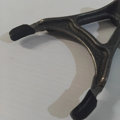 Genuine Clutch Fork - 3rd and 4th - Alfa Romeo 156 / Fiat 500L | 46820995