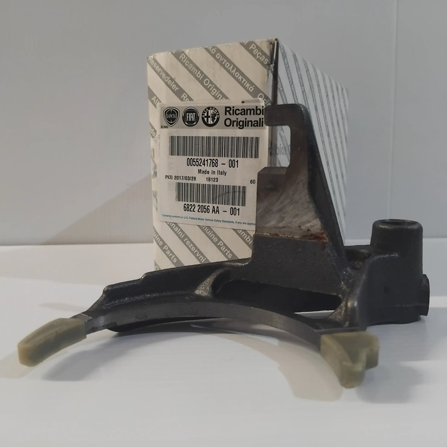 Genuine 1st - 2nd Gear Shift Fork - Fiat 500X / Alfa Romeo Mito 1.3 | 55241768