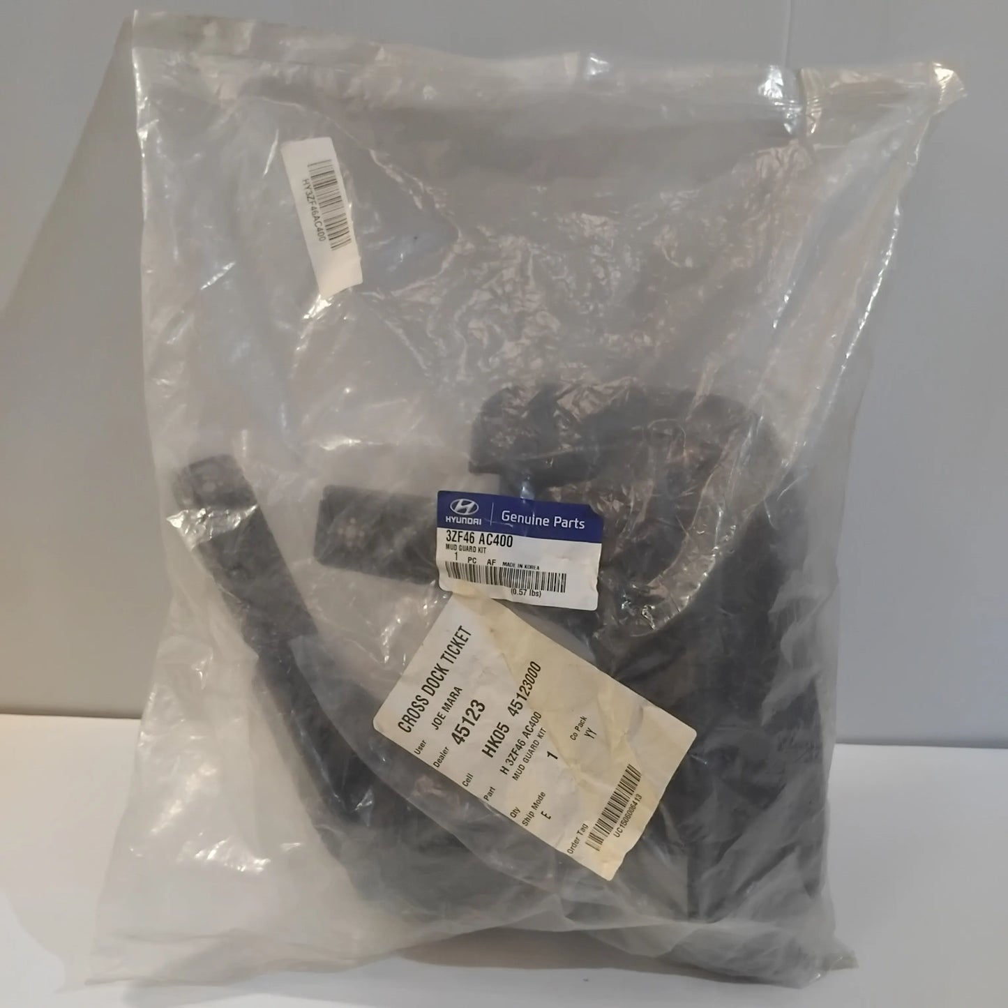 Genuine Hyundai Mud Guard Kit | 3ZF46AC400