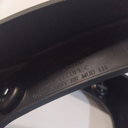 Genuine Hyundai Mud Guard Kit | 3ZF46AC400