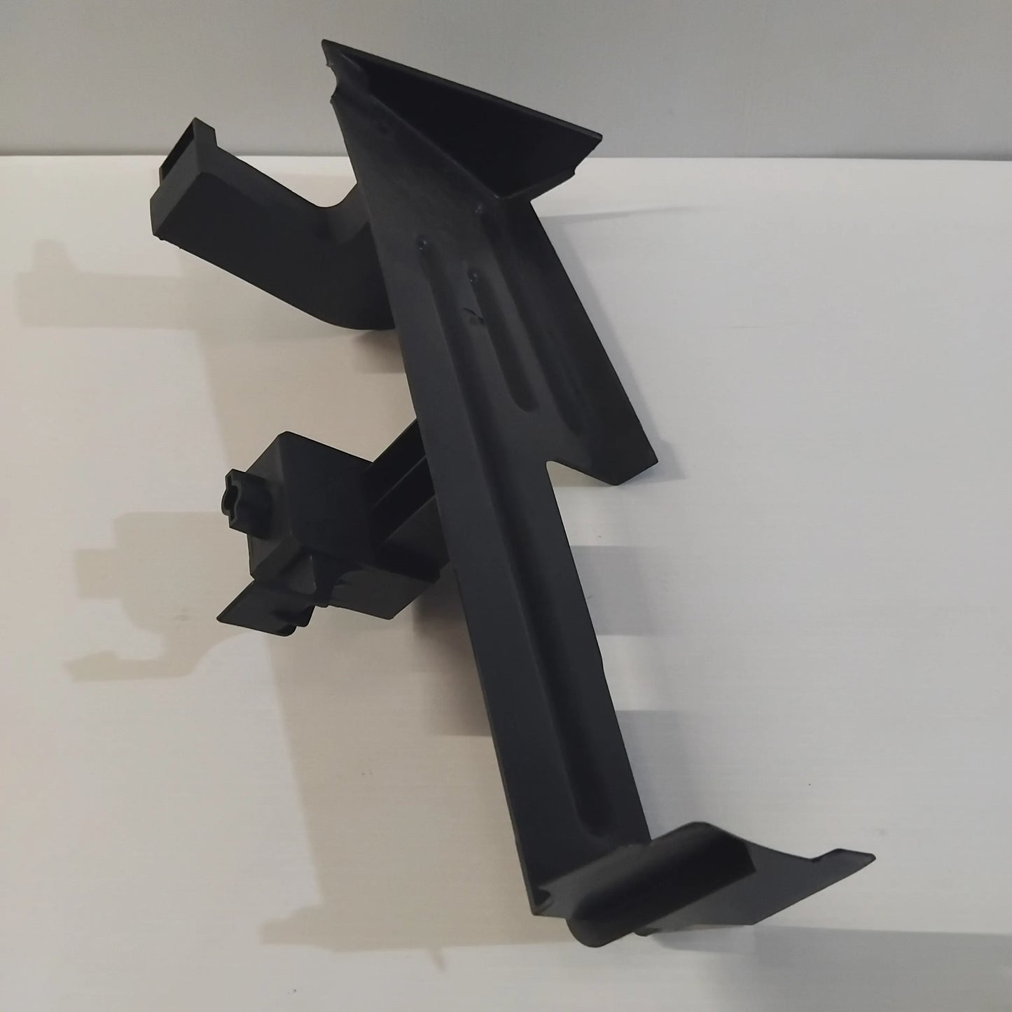 Genuine Right Fender Air Deflector - Ford Focus 2011-2019 | 1749570