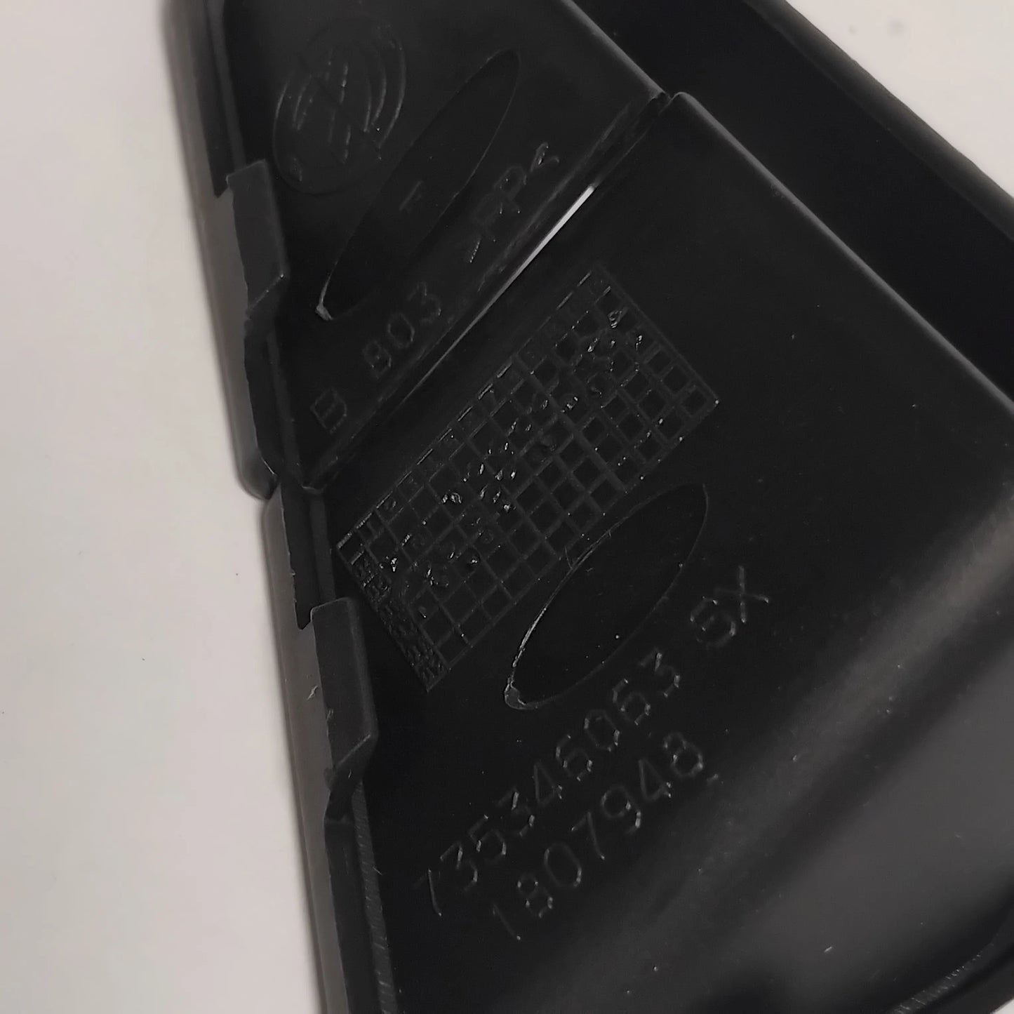 Genuine Fiat Ornament | 735410490
