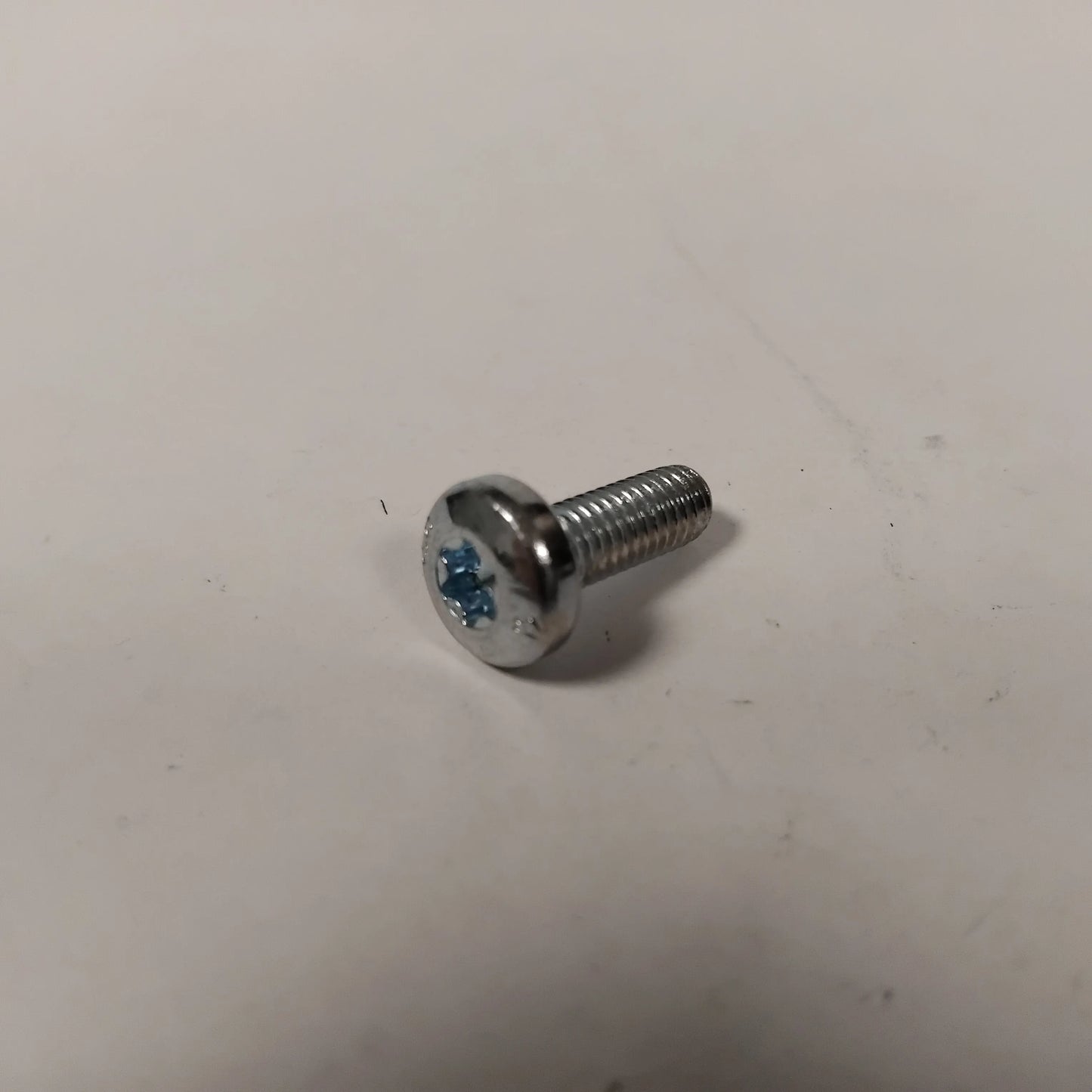 Genuine Vauxhall Screw | 55588147