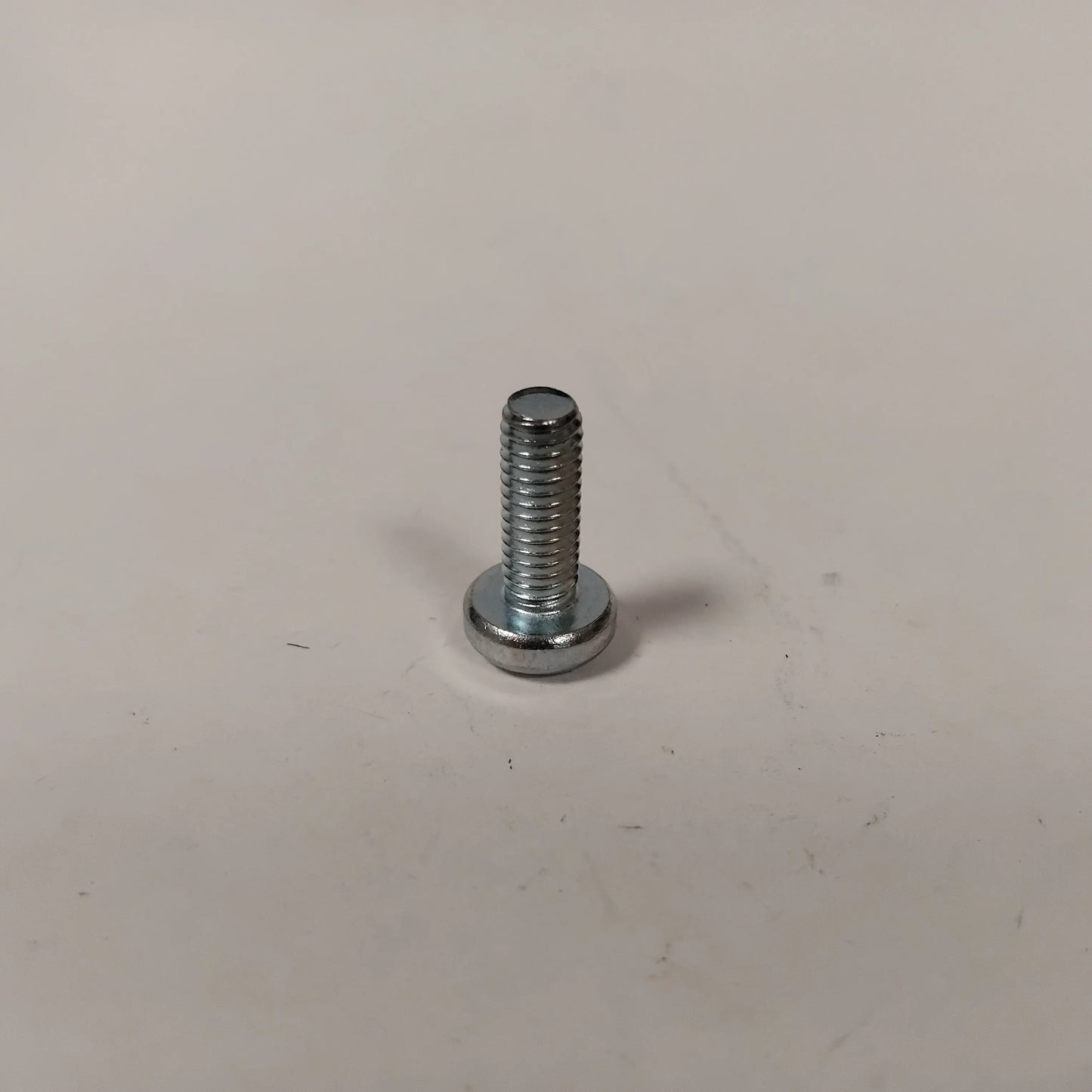 Genuine Vauxhall Screw | 55588147
