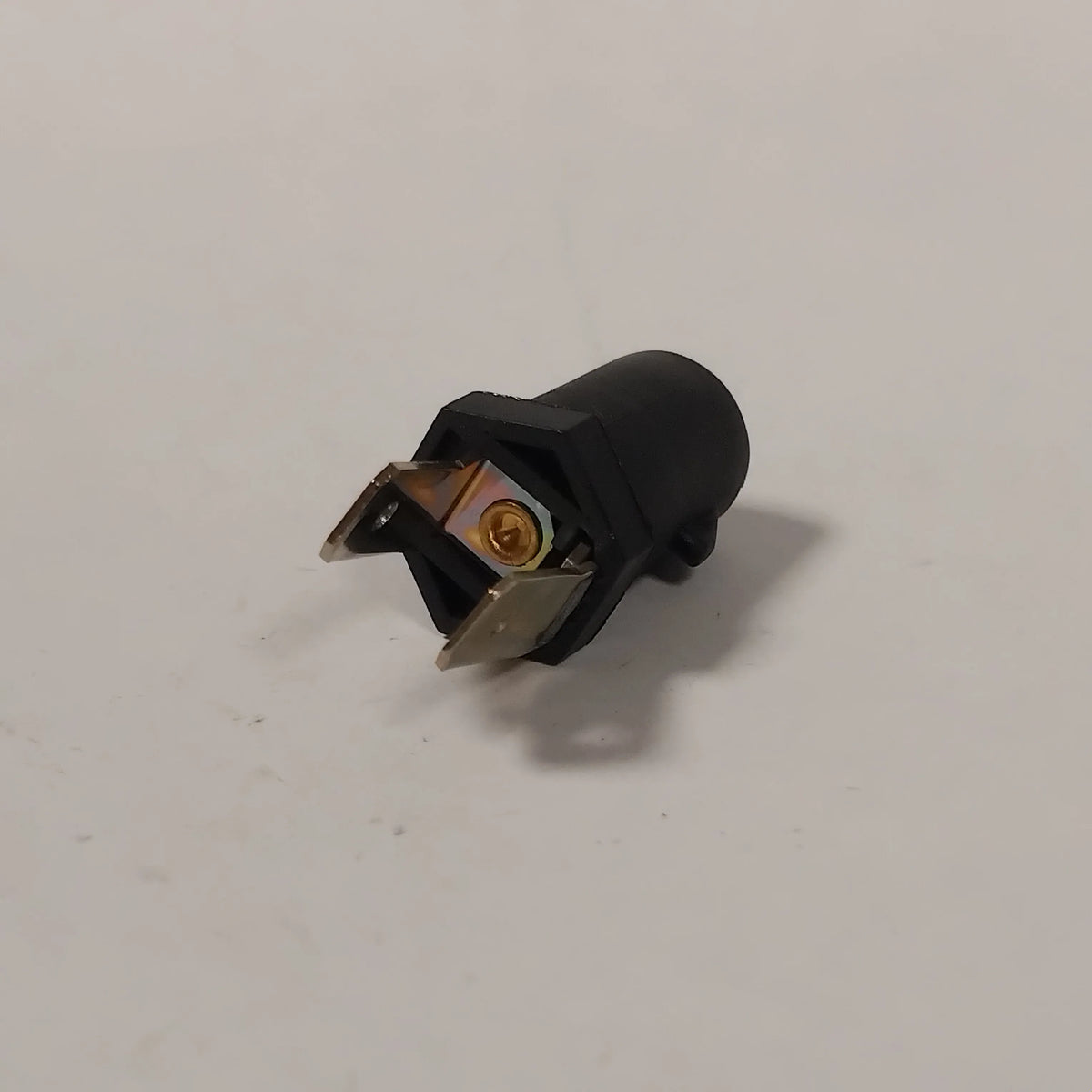 Genuine Volvo Gcp Bulb Socket | 03345719