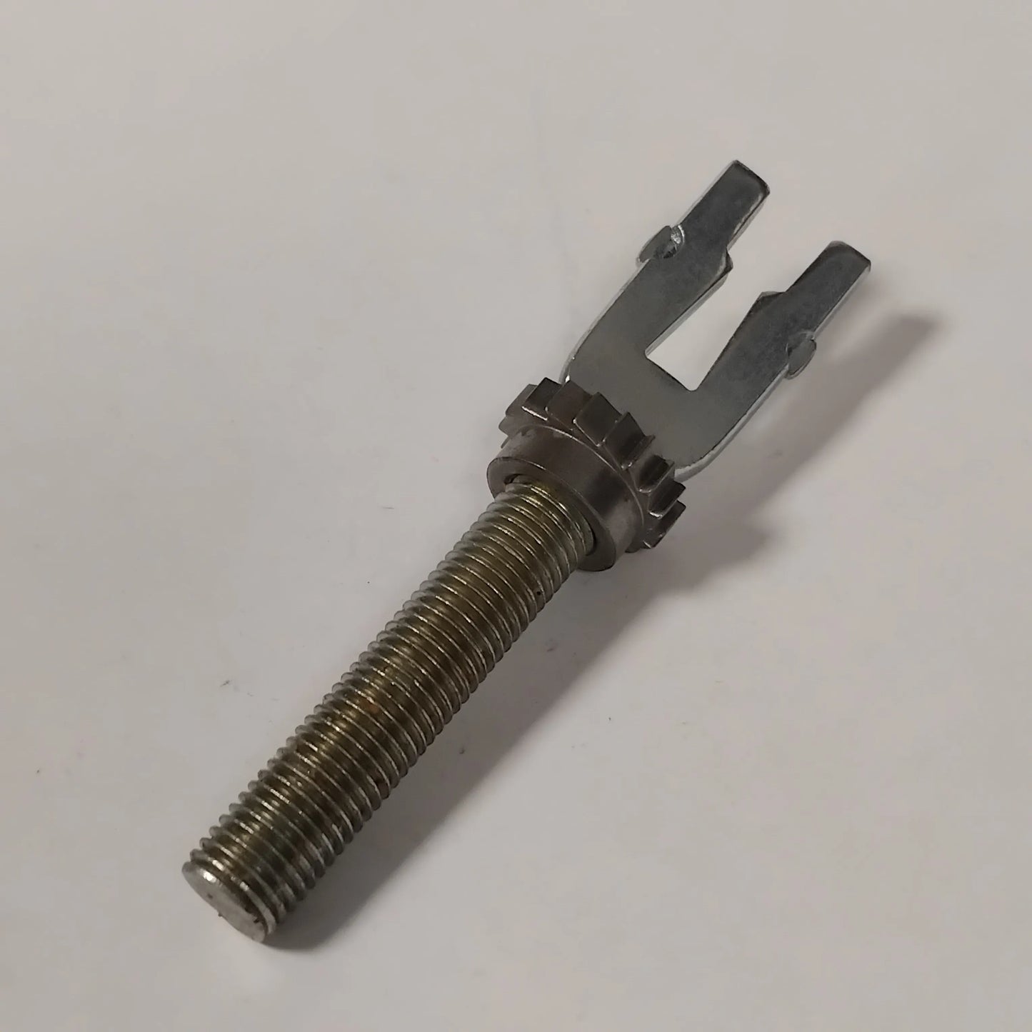 Genuine Jeep Governor Regu_Lating Assy , Brake Shoe | K05114508AA
