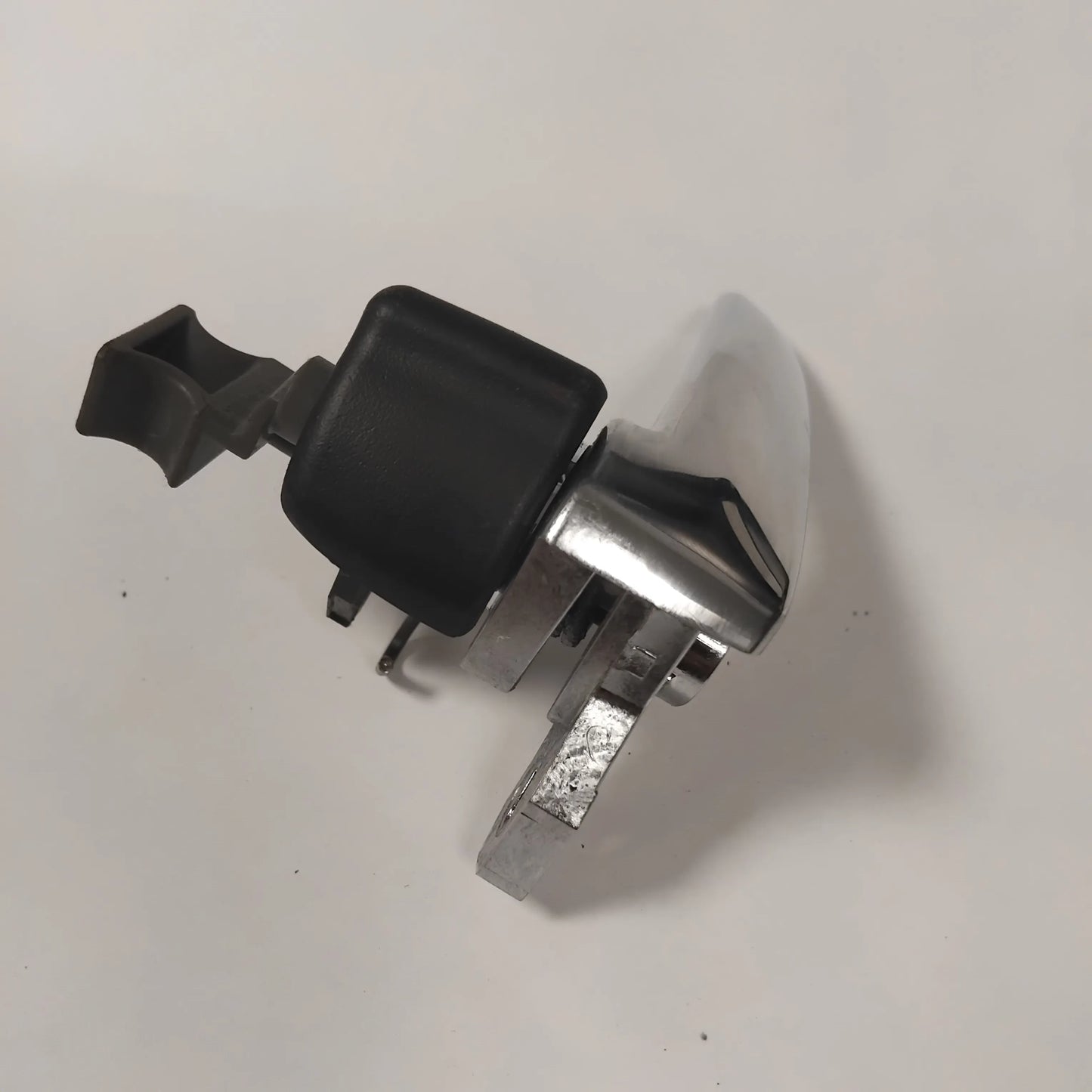 Genuine Mazda Handle(L),Inner | D46159330A02