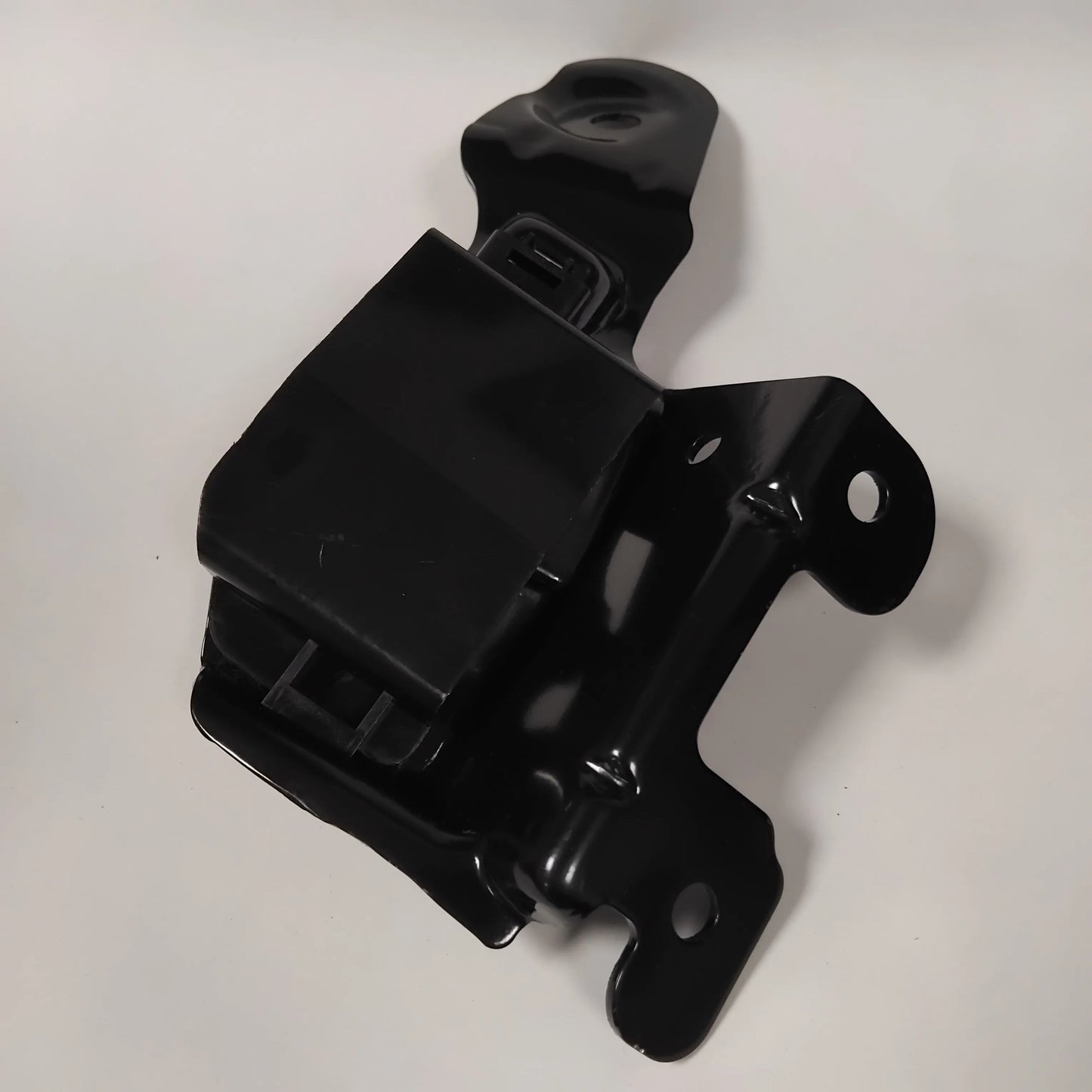 Genuine Hyundai Bracket-Barrier Net | 859853Z000