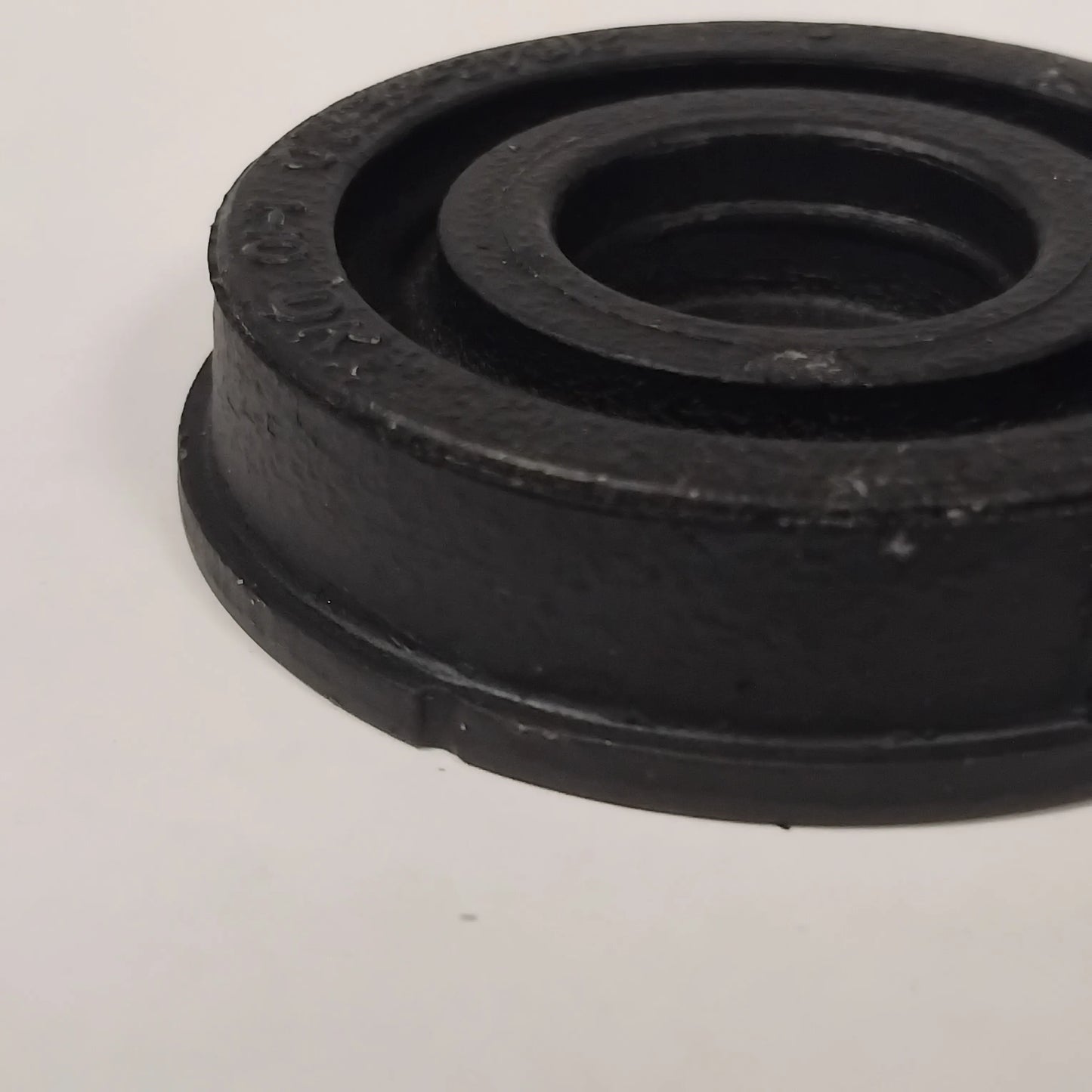 Genuine Kia Rub Diff Mtg-Frt Up. | 218423E520