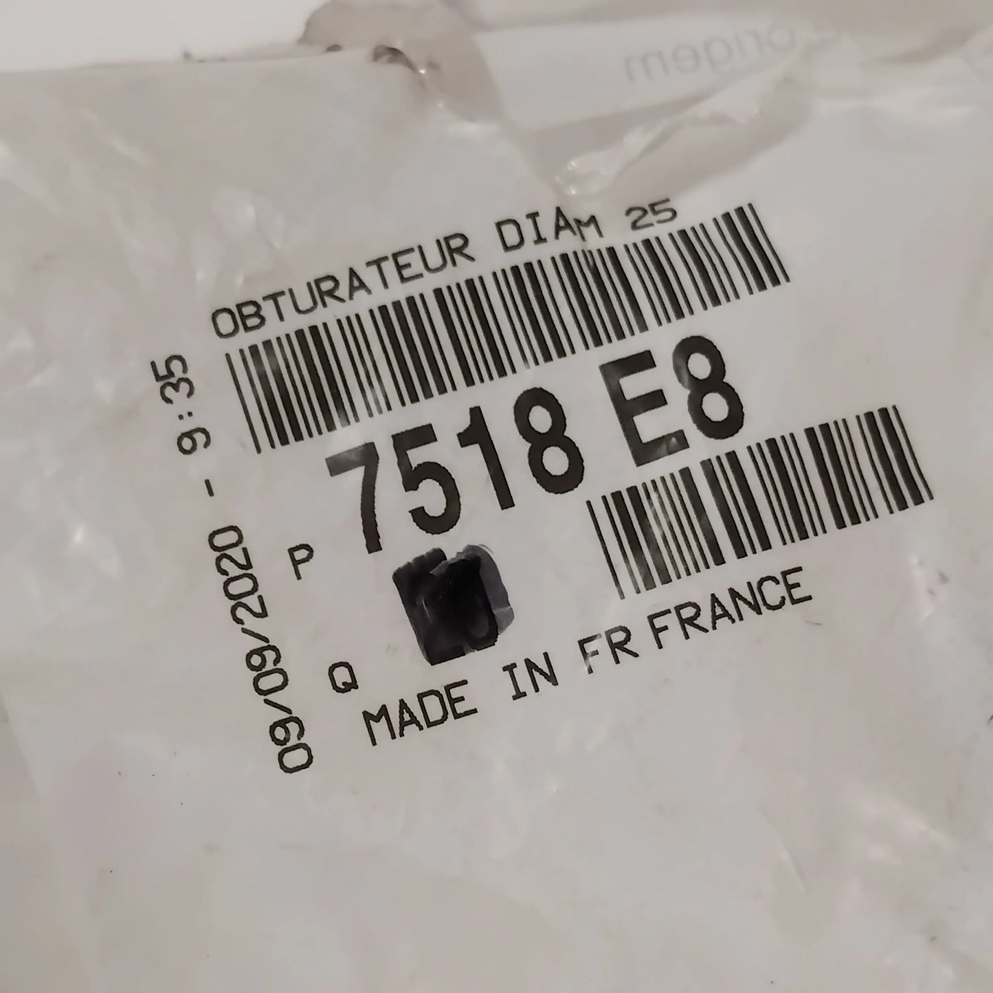 Genuine Peugeot Plug | 7518E8