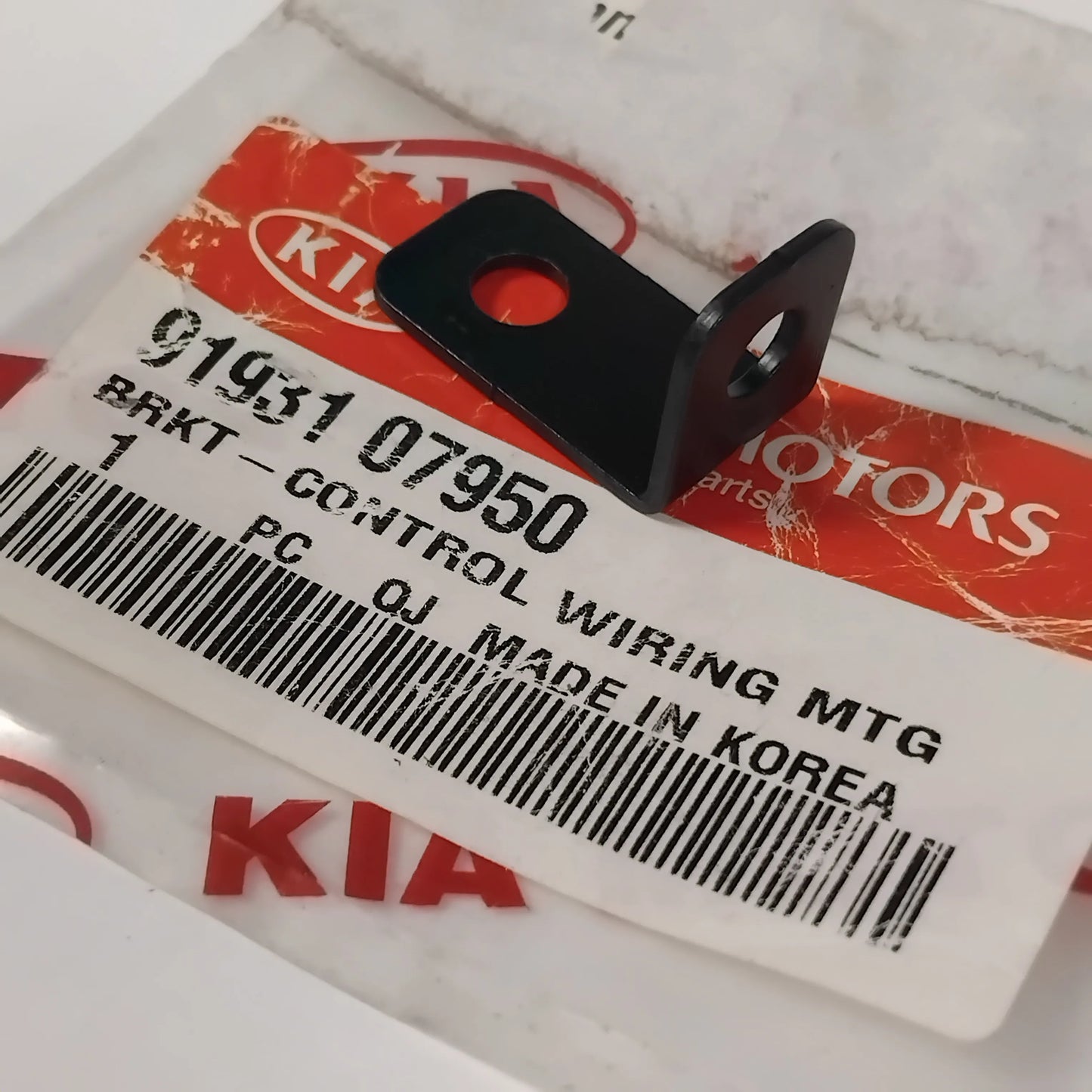 Genuine Kia Brkt Control Mtg | 9193107950