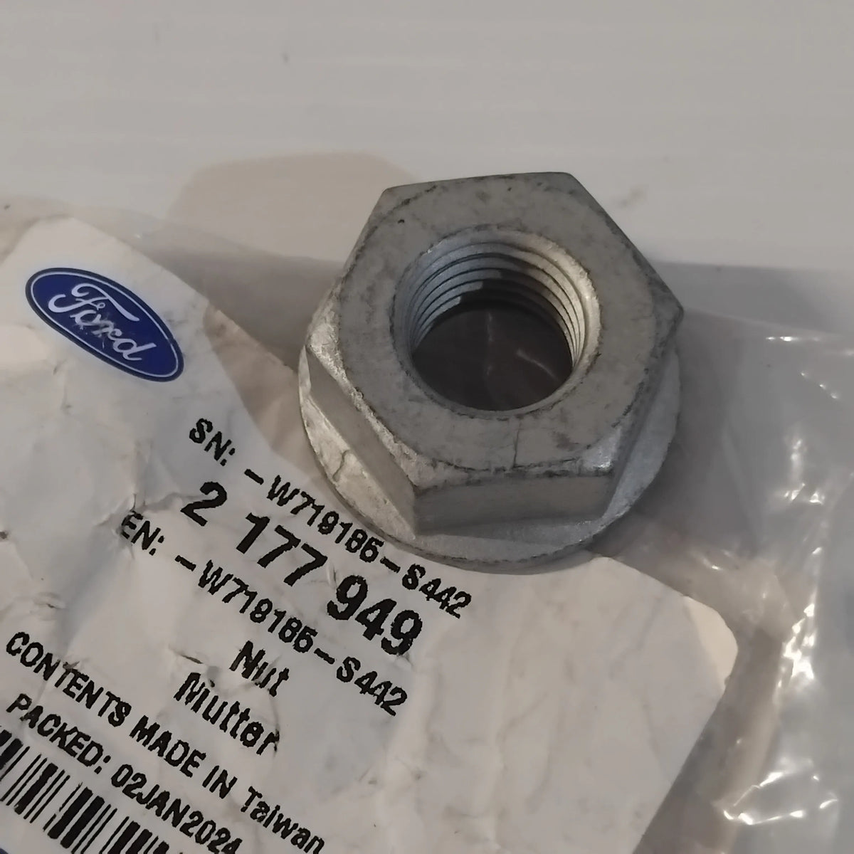 Genuine Ford Nut | 2177949