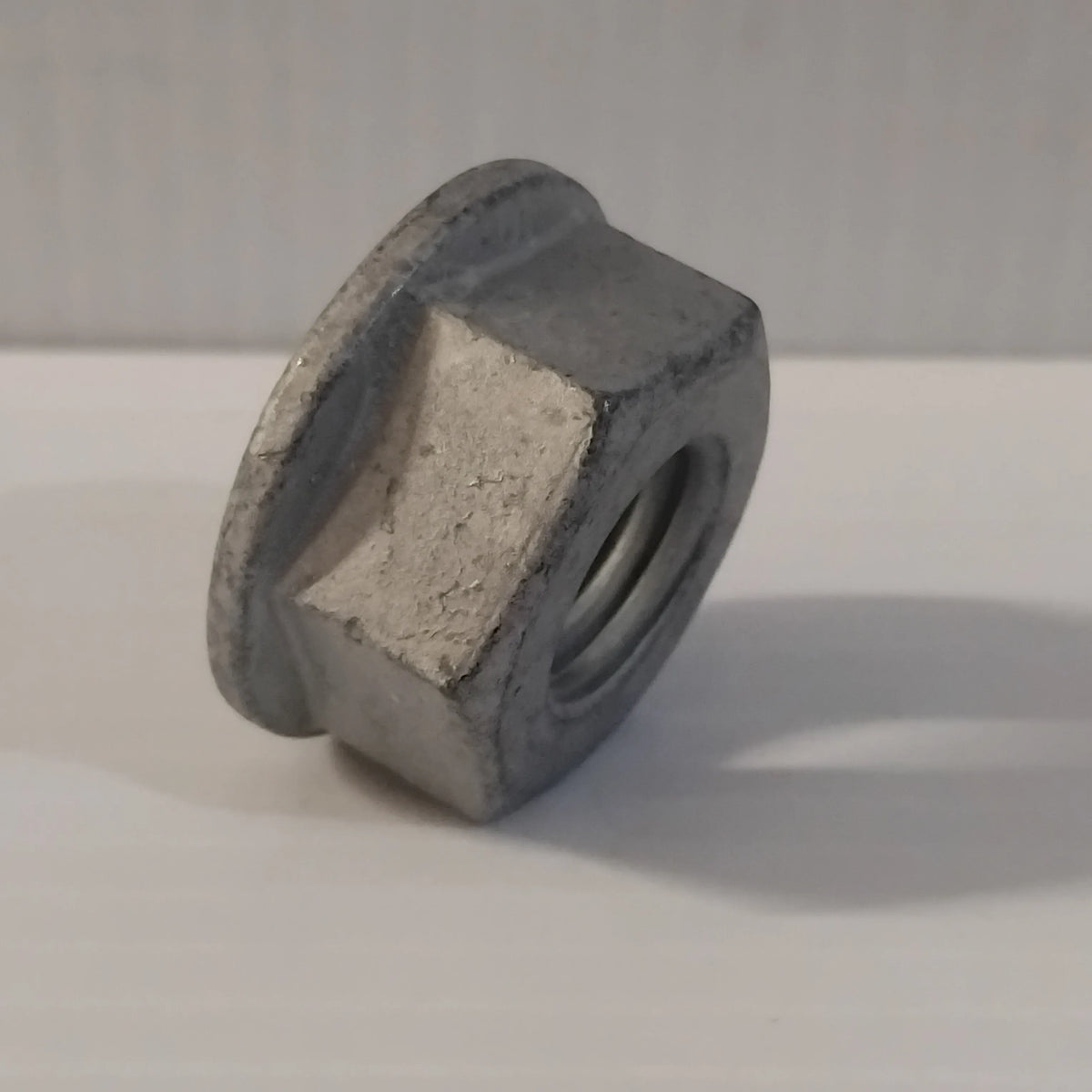 Genuine Ford Nut | 2177949