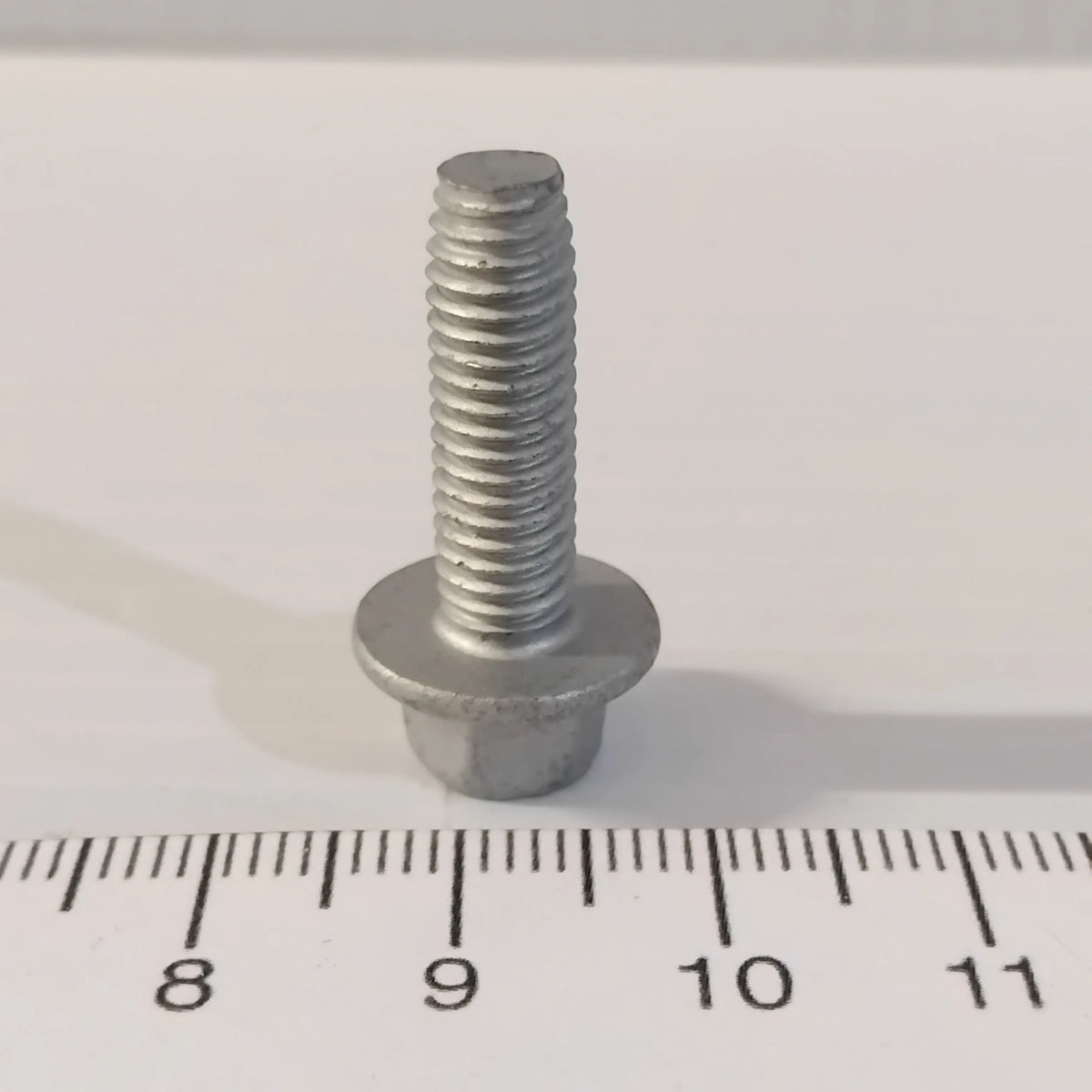 Genuine Ford Screw | 1472747