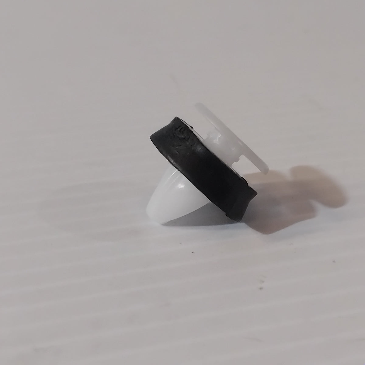 Genuine Ford Clip - Trim | 5255437