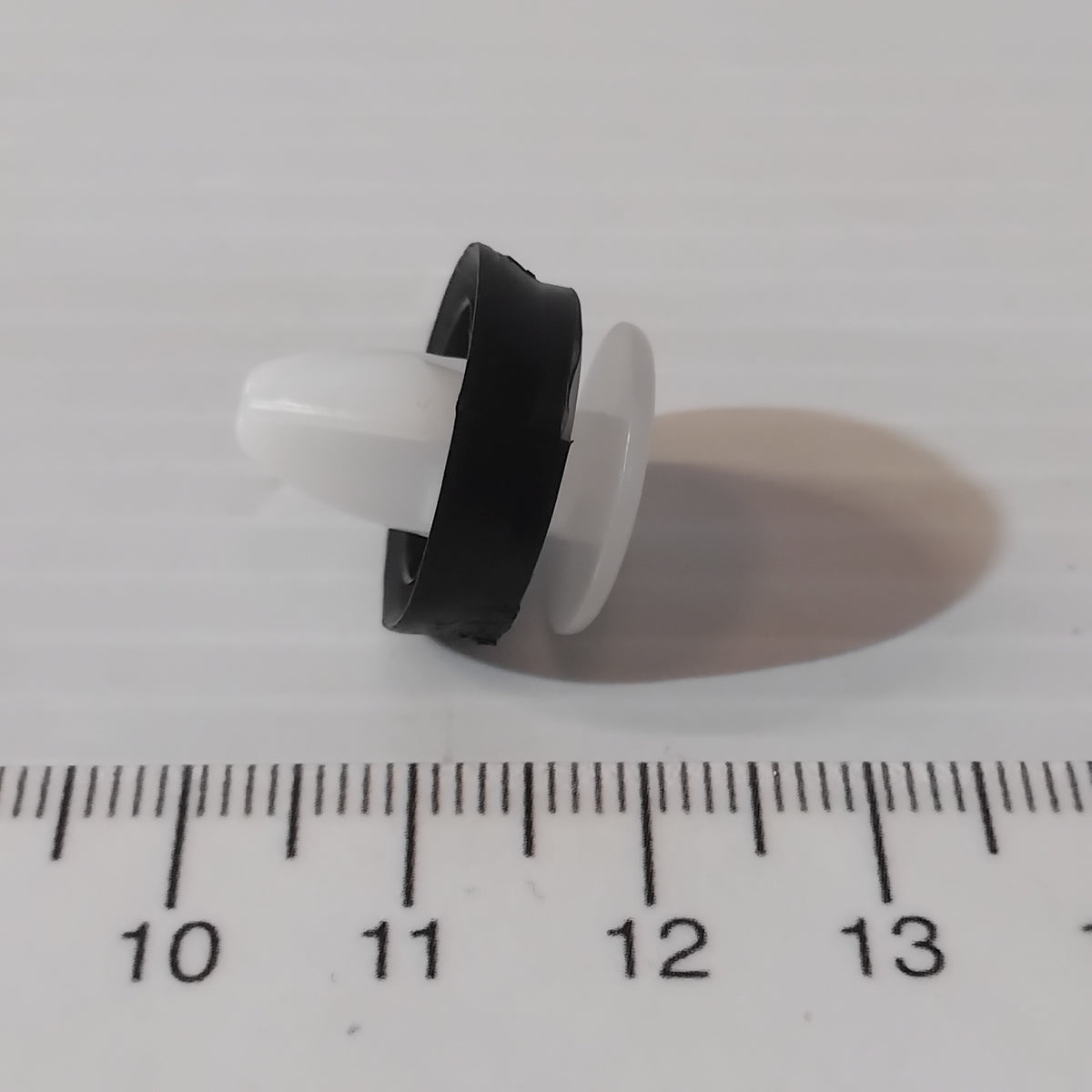 Genuine Ford Clip - Trim | 5255437