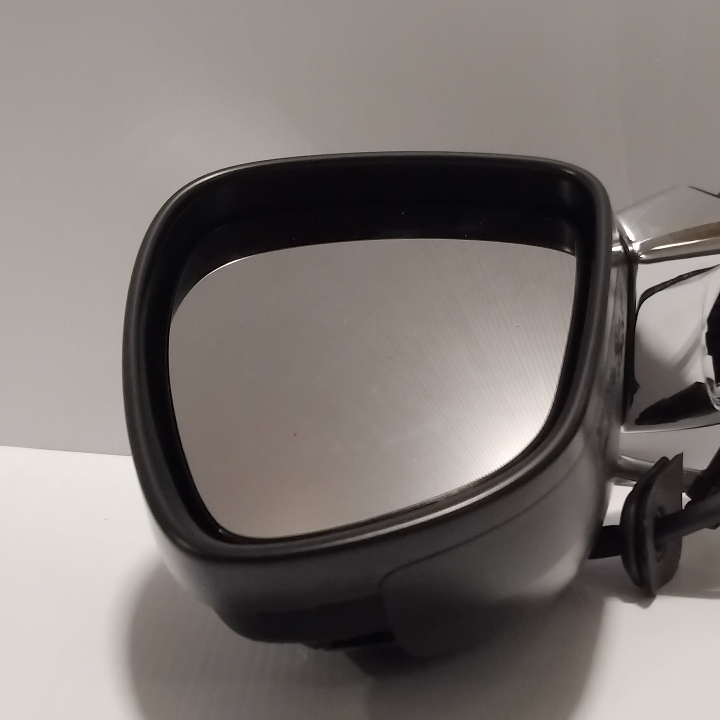Genuine Peugeot Ext View Mirror | 8154AV