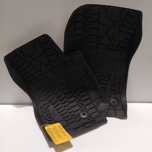 Genuine Jeep Mat | K82213861