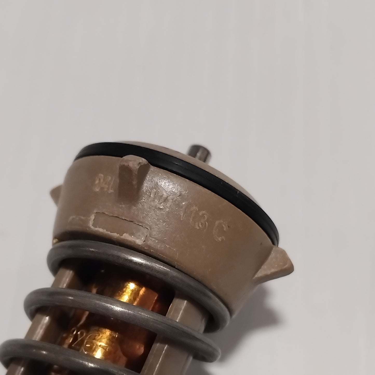 Genuine SEAT Thermostat | 04L121113C