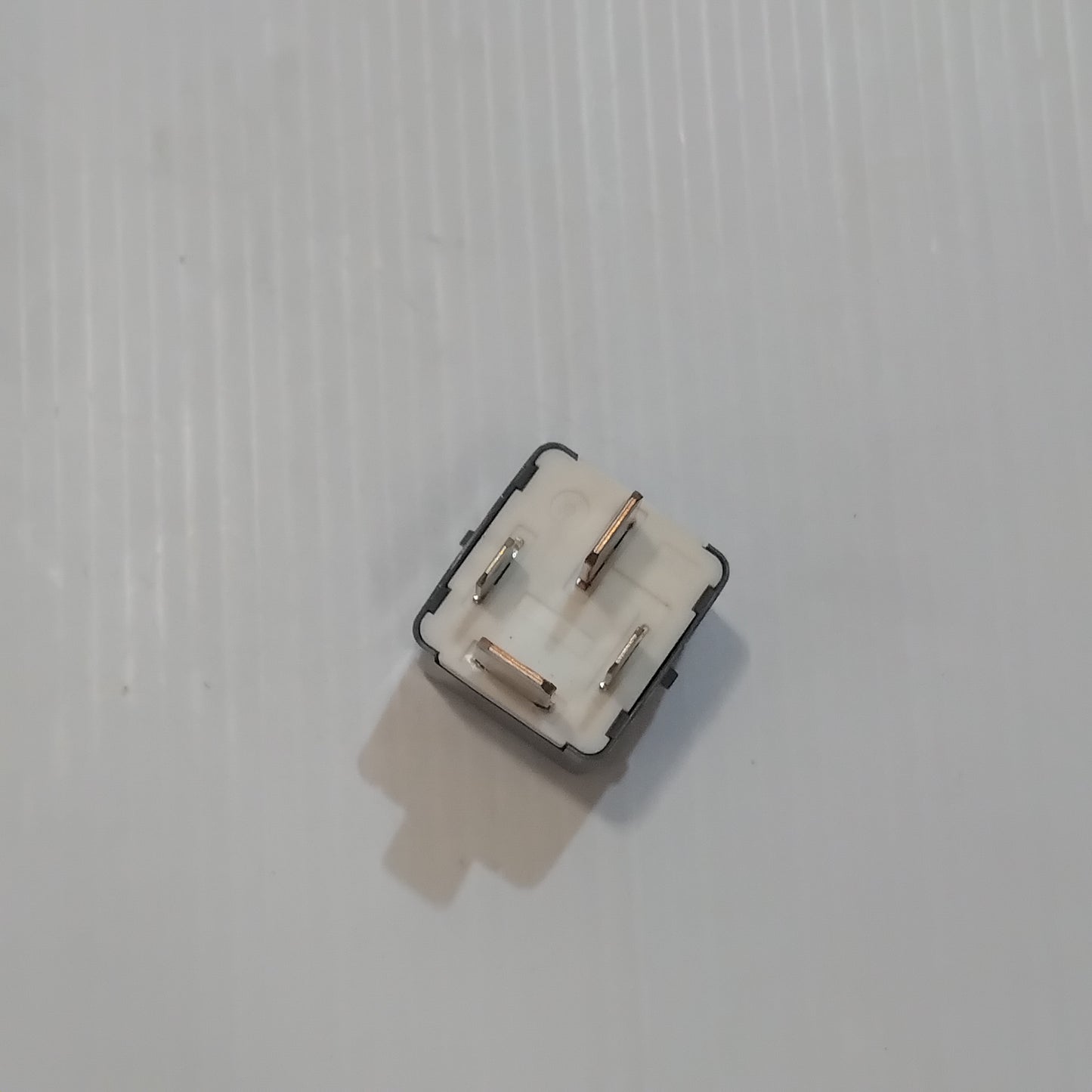 Genuine Peugeot Relay | 682203