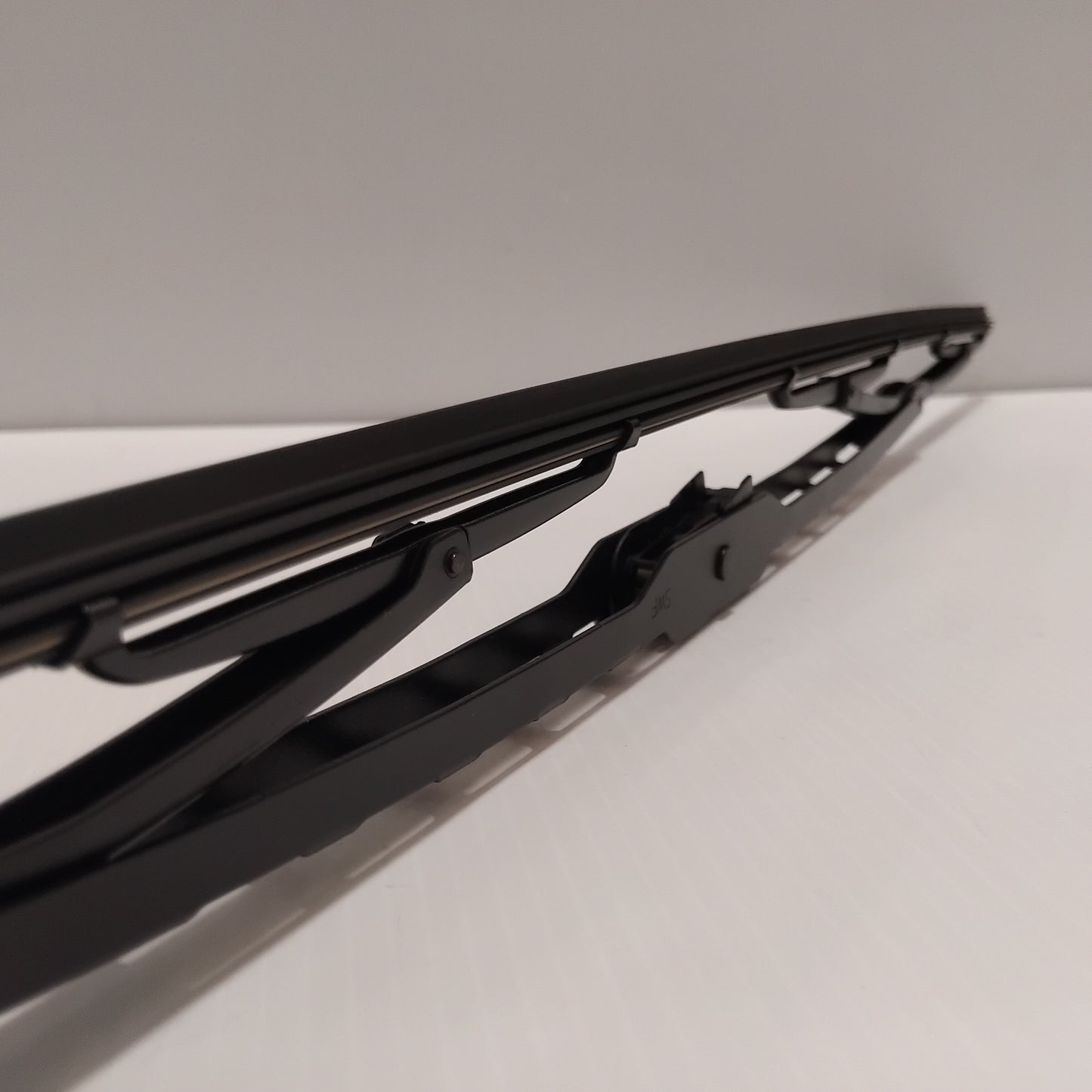 Genuine Ford Blade Assy - Wiper | 1729847