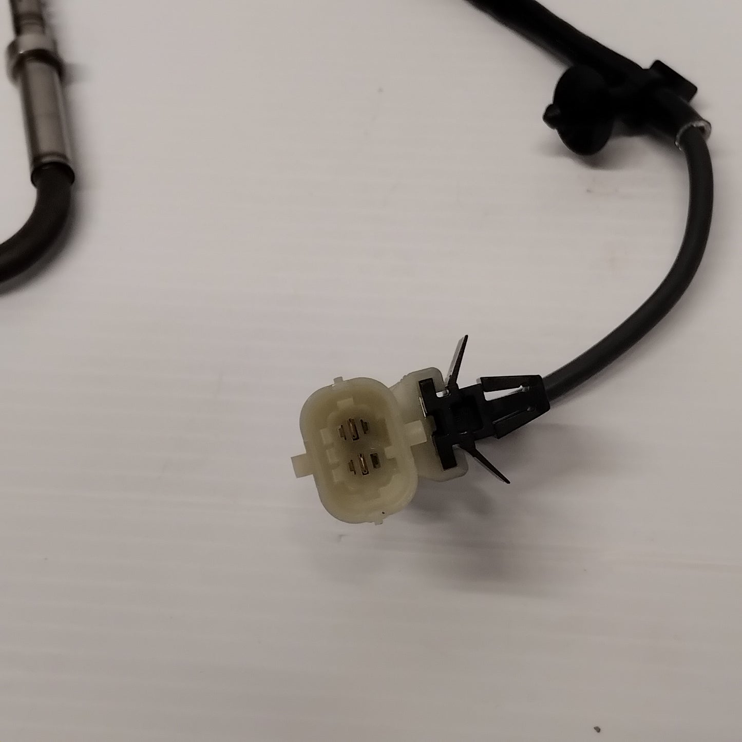 Genuine Exhaust Temperature Sensor - Vauxhall Astra / Corsa / Zafira | 93189198