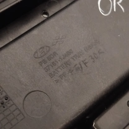 Genuine Hyundai Tray Assy-Battery | 371501J450