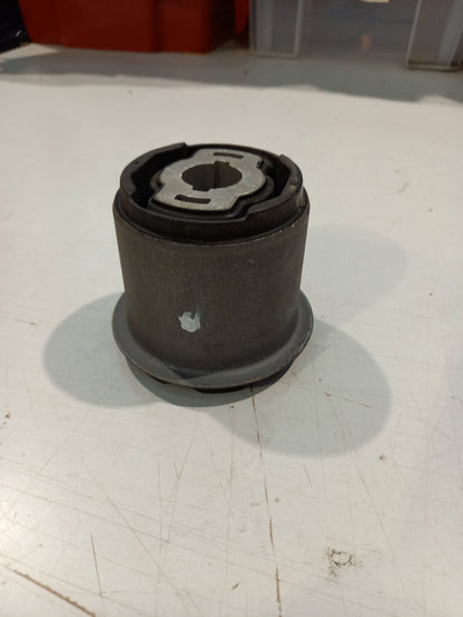 Genuine Kia Bushing-X/Mbr Rr | 55456C5000