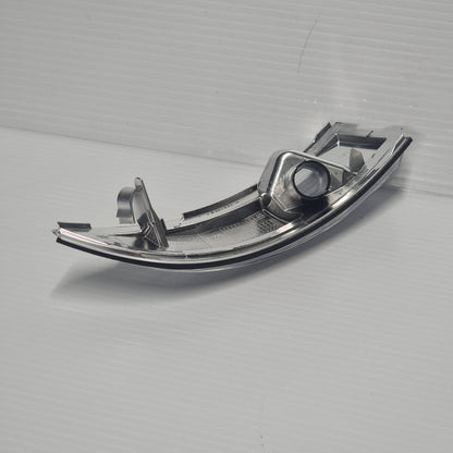 Genuine Left Wing Mirror Indicator - Ford B-Max / Fiesta | 1748313