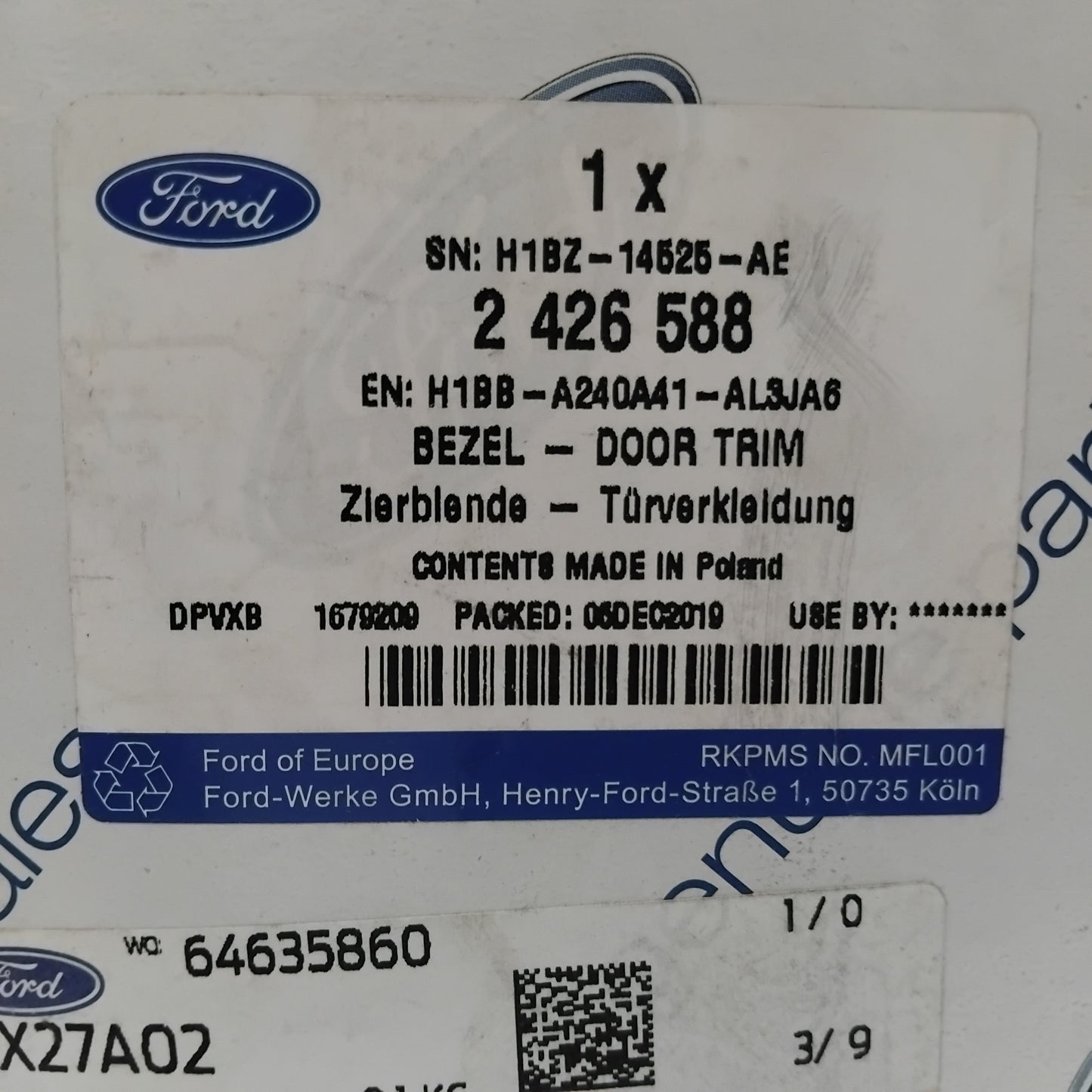 Genuine Front Left Interior Door Handle Bezel - Ford Fiesta 2018- | 2426588