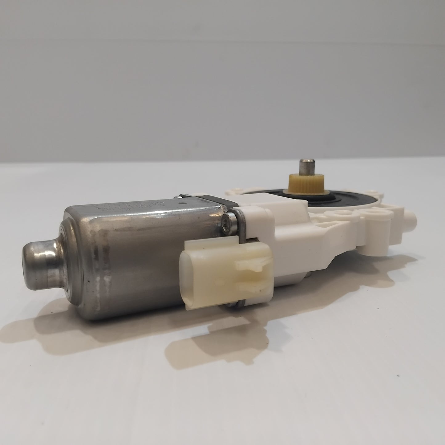 Genuine Left Window Regulator Motor - Dodge Caliber 2007-2012 | K05179961AA