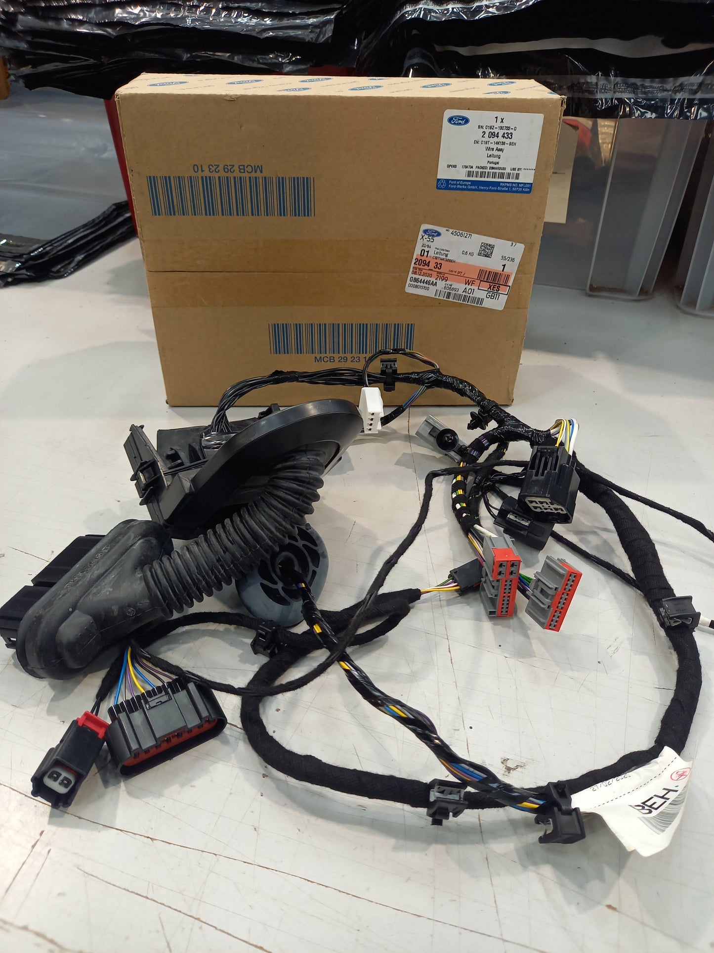 Genuine Ford Wire Assy | 2094433