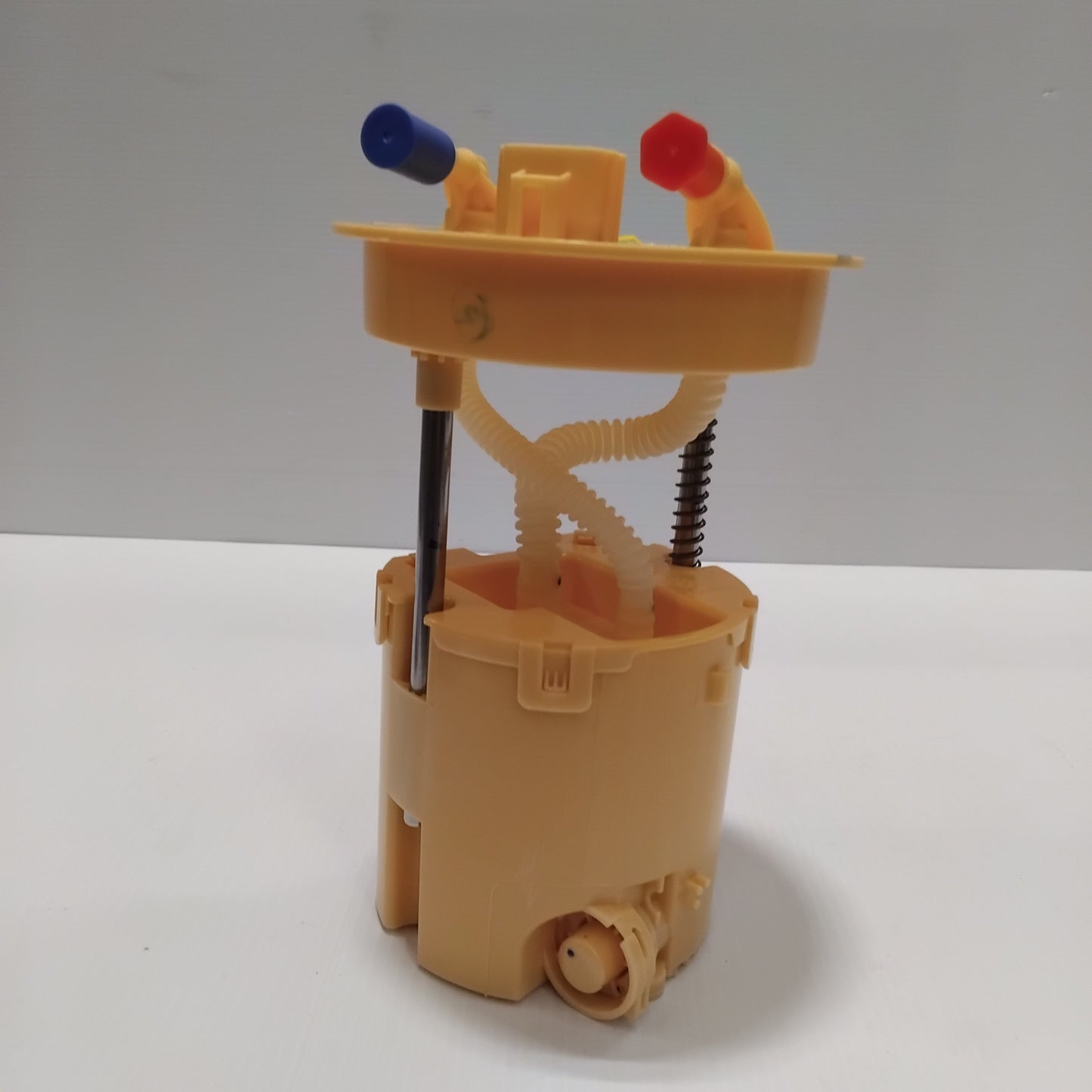 Genuine Mazda Pump Fuel | DF784216YA