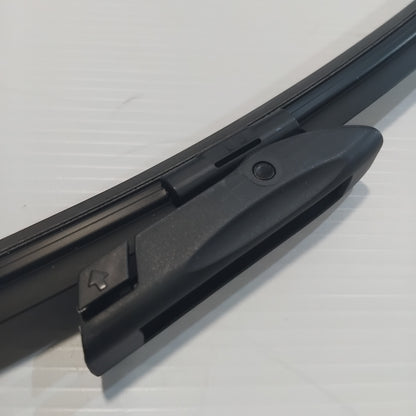 1x Genuine 24" Wiper Blade - Citroen C4 Cactus | 1611870780