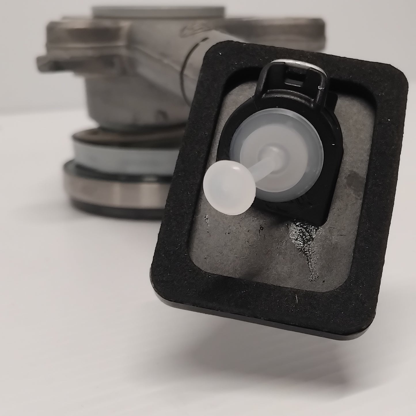 Genuine Clutch Slave Cylinder - Ford Edge / Focus / Kuga / Mondeo | 2191103