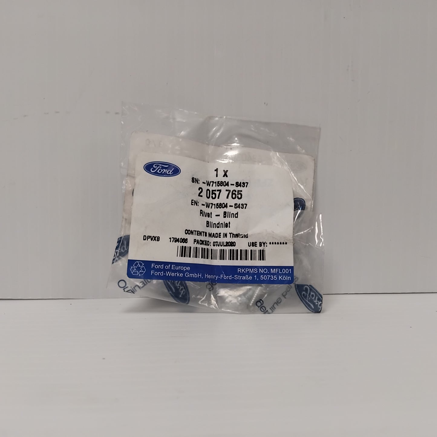 1x Genuine Tailgate Body Side Blind Rivet - Ford Ranger 2011- | 2057765